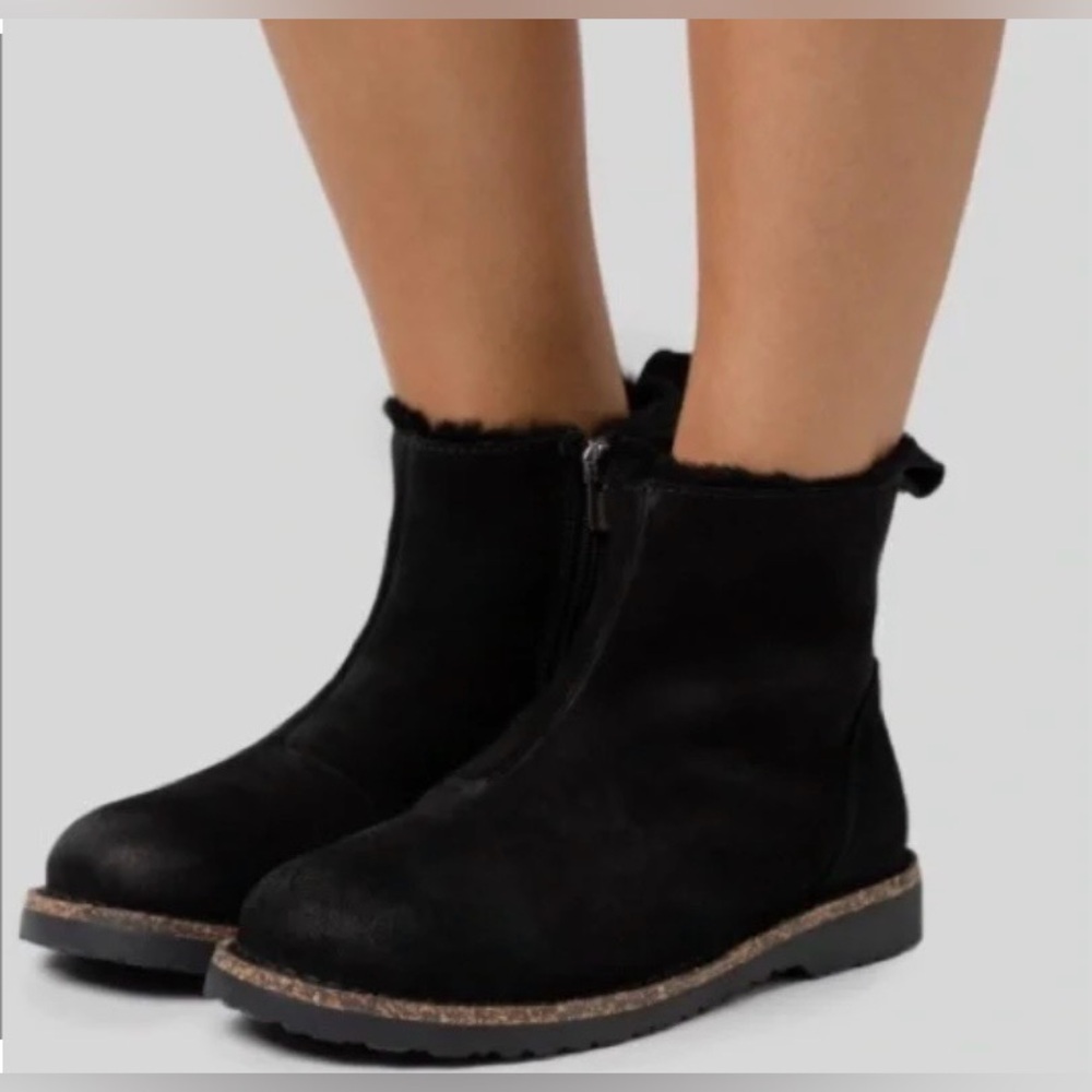 Birkenstock Unisex Melrose Suede Leather fur lined Boots - size 36- Black